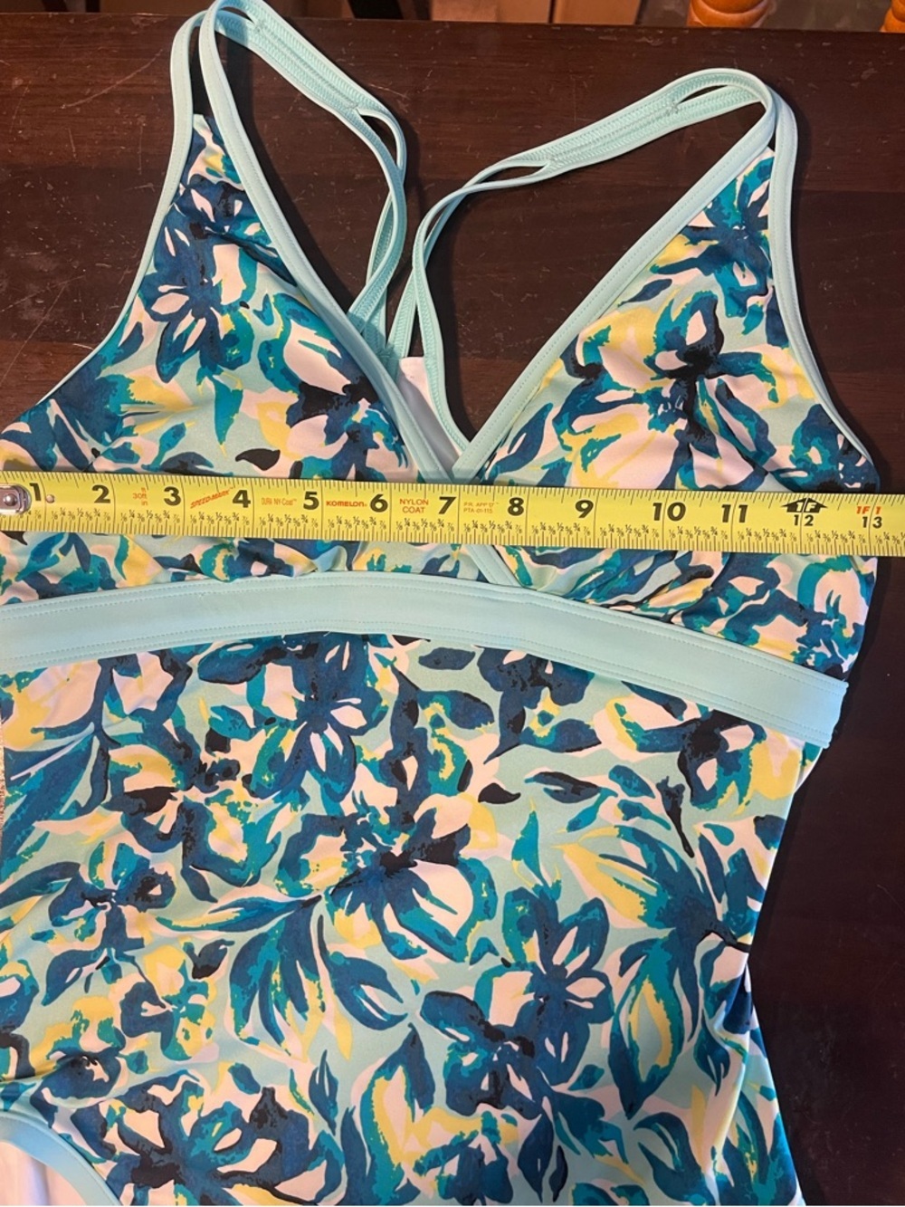 L.L. Bean Aqua and Yellow Floral One-Piece Swimsuit estimated size XS see photos - Picture 11 of 12